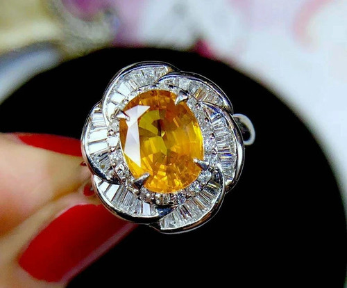 Oval shape 69ct yellow - oval,