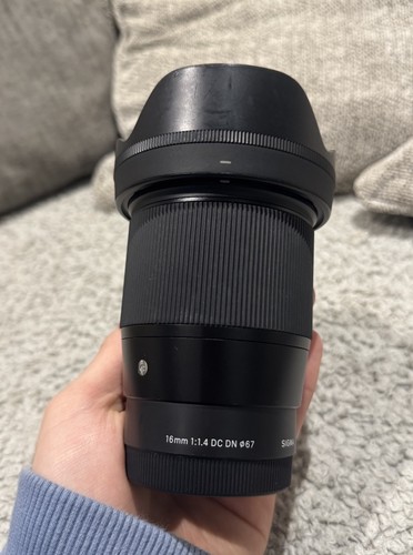Sigma 16mm dn - sigma, dc