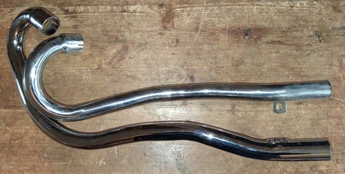 Triumph high level exhaust - level,