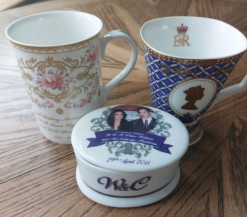 Royal memorabilia collection - memorabilia,