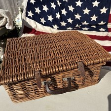 Luxury Food &wine Hamper vintage wicker cane basket, outdoor picnic, Gifting