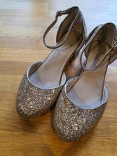 Girls Next Gold Sparkle party