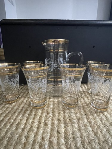 Stunning vintage 1950s gold - stunning,