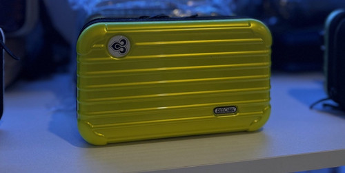 Rimowa thai airways - airways, first