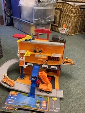 tesco themed play set construction site with 5 vehicles folds away into a case