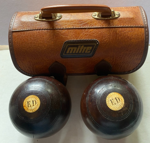 Pair vintage wooden bowls - wooden,