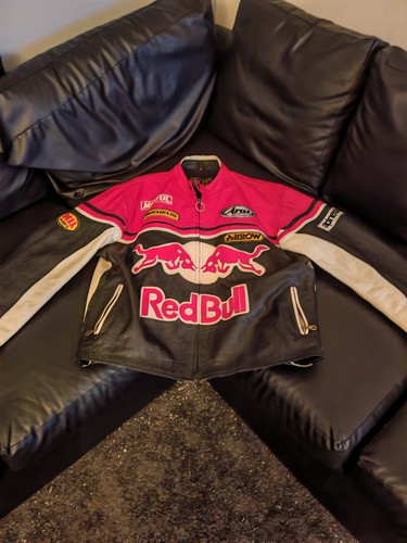 Red bull genuine leather - red,