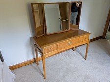 Stag Madrigal Minstrel Dressing Hall Side Table - Original, Excellent Condition