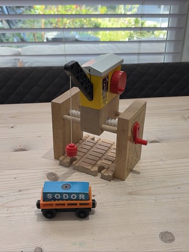 Thomas wooden railway cargo - wooden,
