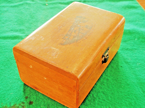 Mauchline transfer ware box - transfer,