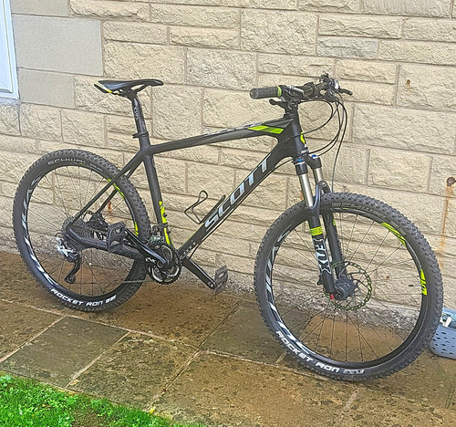 Scott scale 26in carbon - 26in, l