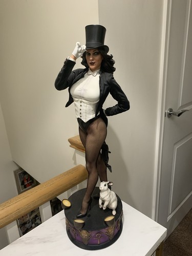 Zatanna sideshow collectibles - zatanna,