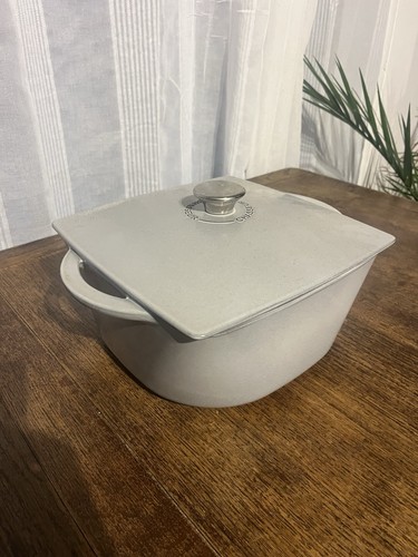 Chasseur square cast iron - square,