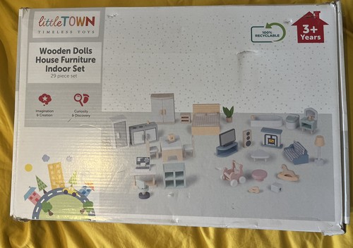 Little town wooden dolls - little,