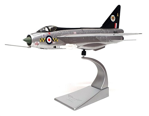 Corgi scale aa32301 - scale,