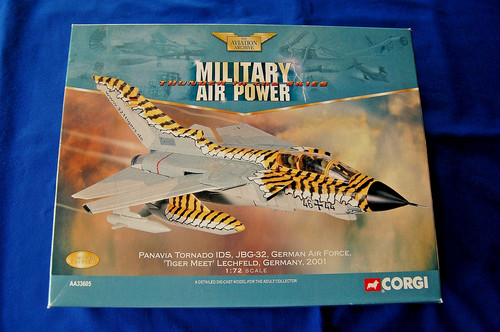 Corgi aa33605 panavia - corgi,