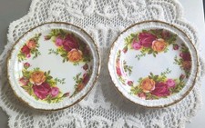 2 x Royal Albert OLD Country
