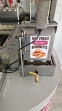 DONACO DONOMAT 50E, AUTOMATIC DONUT MAKING MACHINE  ---BEST ON EBAY---  BARGAIN