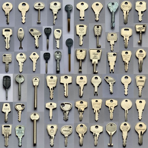 Upvc window handle locking - window,