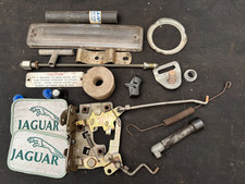 JAGUAR XJ6 SERIES ONE & TWO  ASSORTED  PARTS 1969-73 SEE PICS .