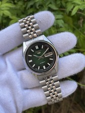 Vintage Seiko 5 Automatic 7009