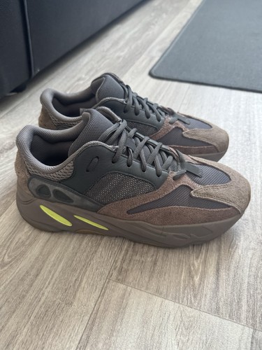 Adidas yeezy boost 700 - adidas,
