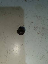 Yamaha Fzs600 Tank Mounting Bolt