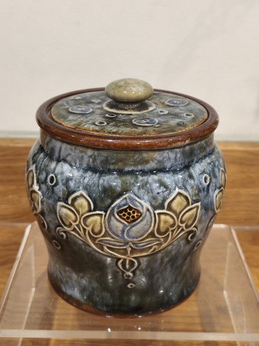 Excellent doulton lambeth - an,