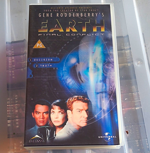 Universal gene roddenberry - universal,