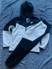 Light Grey Nike Tech Fleece