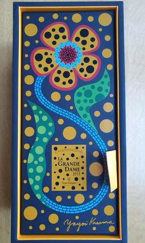 Yayoi kusama veuve clicquot - clicquot, la