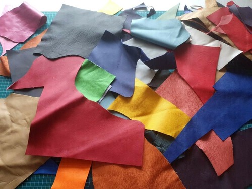 Mix colour leather large - kg,