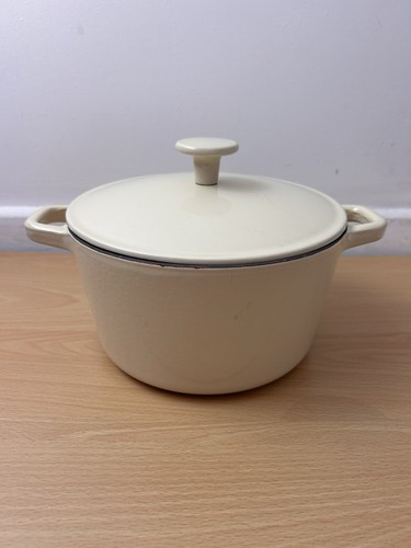 Cast iron cream dutch - cream,