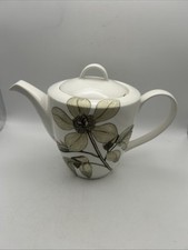 Queens Sanderson Etching & Roses Teapot 1.25 Pints