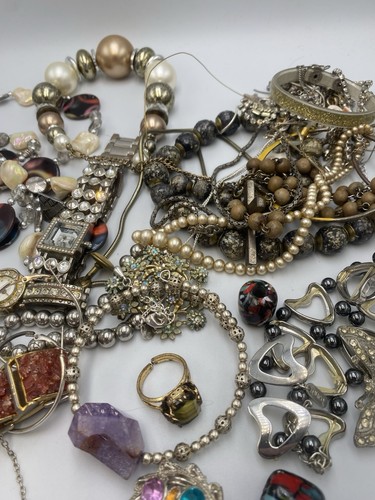 Broken jewellery job lot - broken,