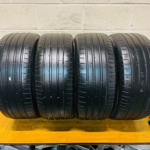 255 r19 104w - 255/45,