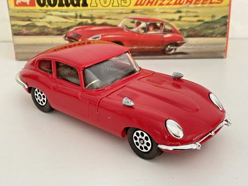 Corgi 374 litre - jaguar, e
