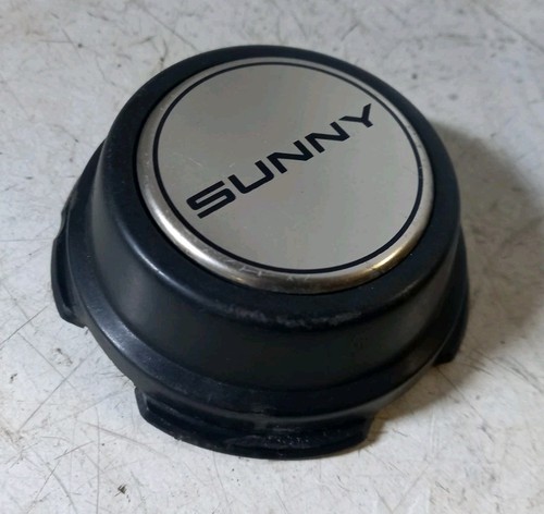 Nissan sunny b11 - nissan, centre