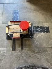 Wooden Car Park / Airport 