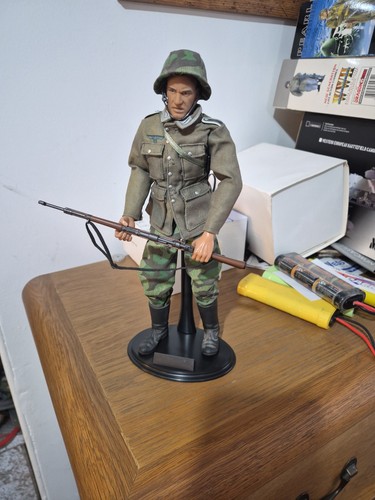 Scale ww2 german soldier - 1/6,