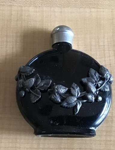 Black perfume bottle - ,
