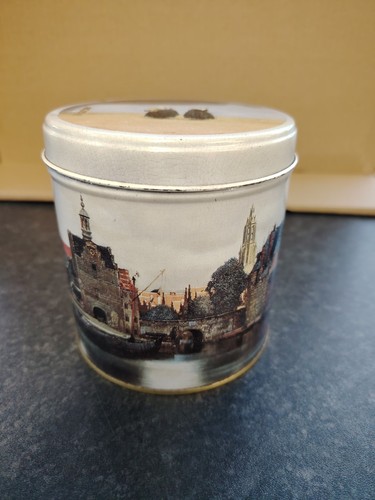 Vintage collectible tin - collectible,