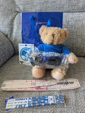 Boeing Teddy Bear, Pencils