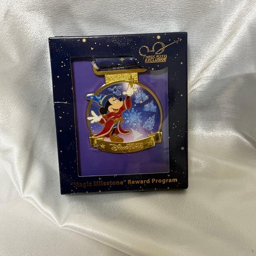 Hong kong disneyland - disneyland, annual