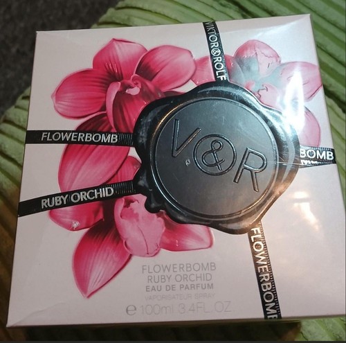 Viktor rolf flowerbomb ruby - &,