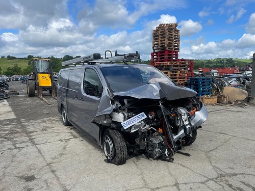 Vauxhall vivaro eaking - eaking, hv