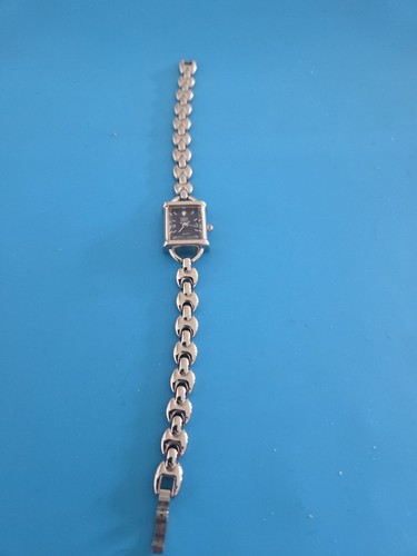 Ladies quartz carvel watch - quartz,
