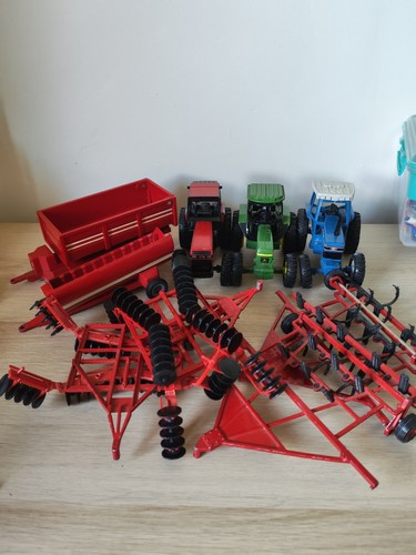 Ertl tractors farm - tractors,