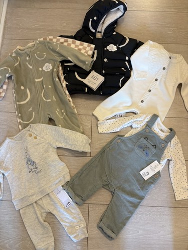 Baby boys clothes - baby,