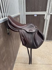 Medium Wide Butet Brown monoflap Saddle 17.5inch Excellent Used Condition